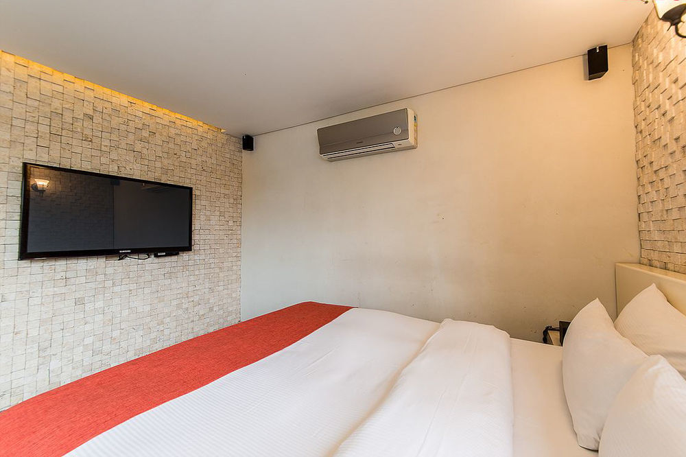 Tara Hotel Seoel Buitenkant foto
